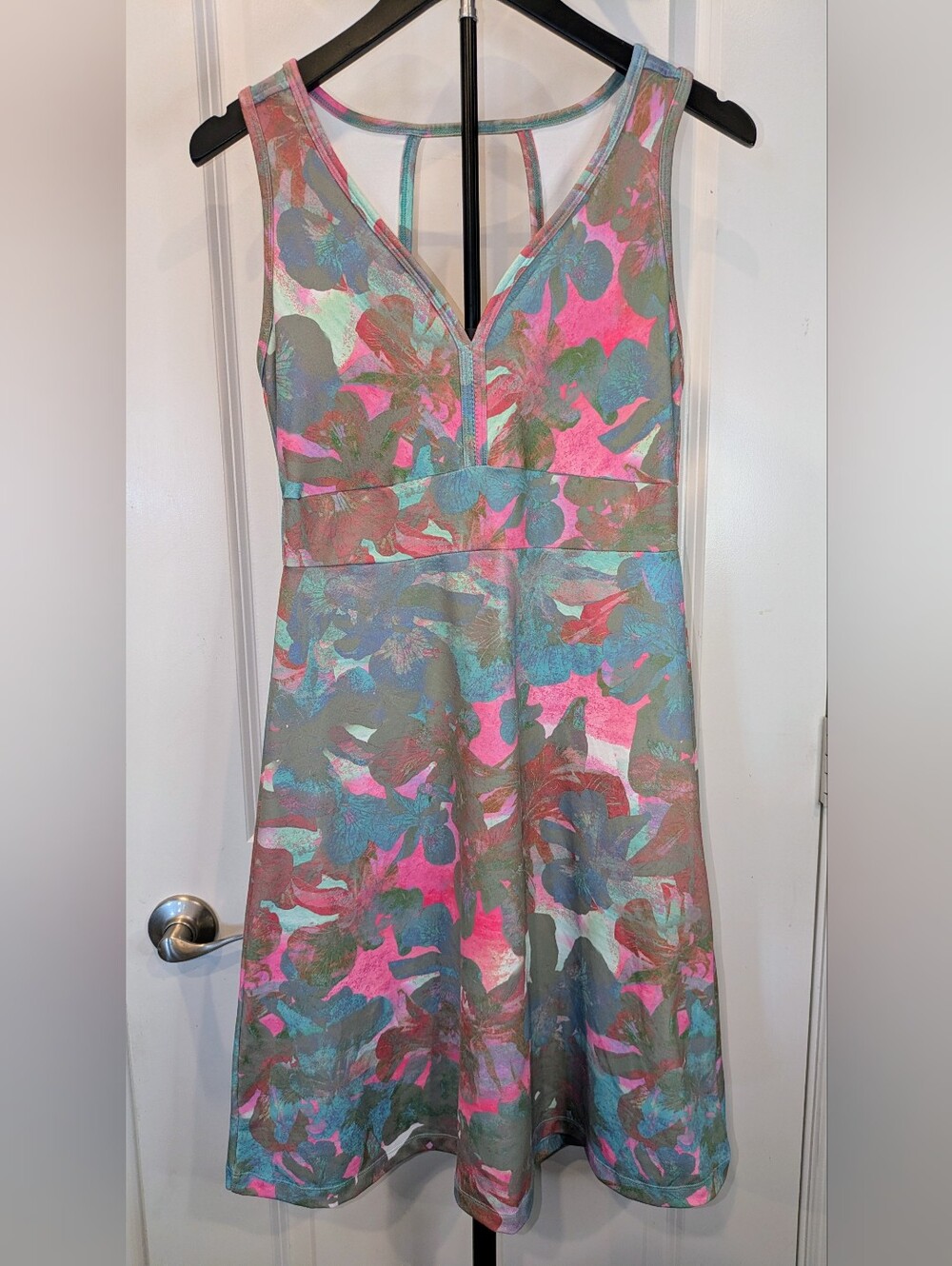 Marmot M3 Stretch Floral Racerback Dress Women’s Small Pink Teal Outdoor